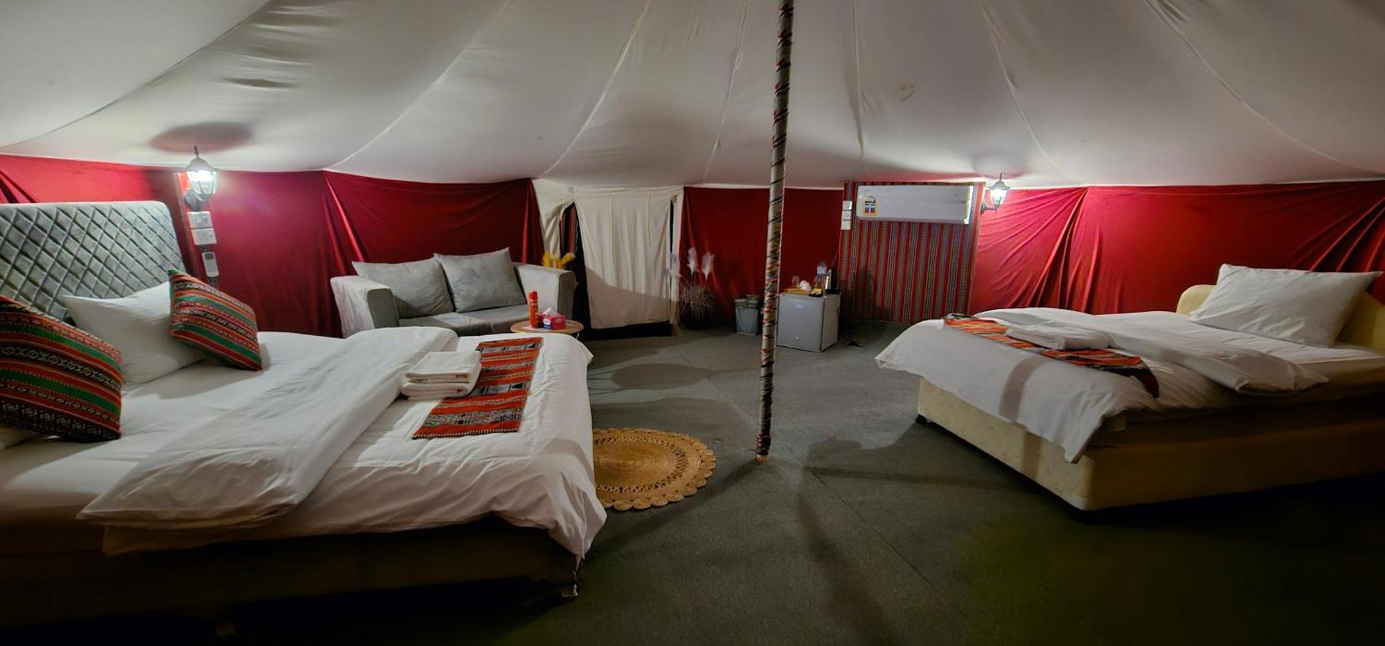 Al Salam Desert Camp *